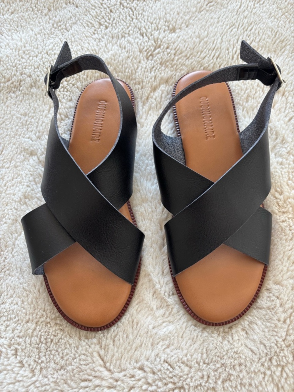 Cushionaire Crisscross Crossover Black Slingback Sandals Size 7